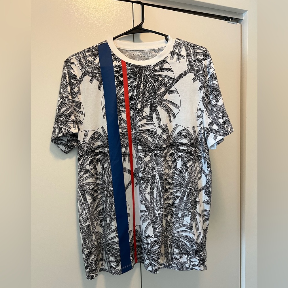 Perry Ellis palm tree print shirt 🌴